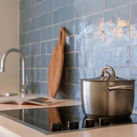 Huswell - Idyllic Family Near The *