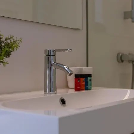 Huswell - Idyllic Family Near The