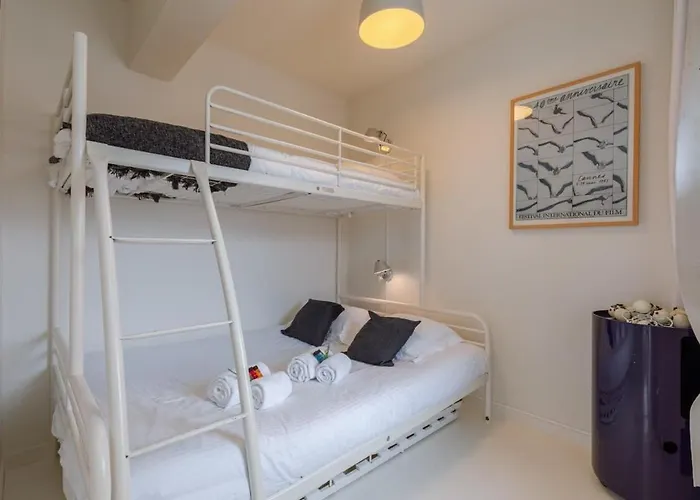 Huswell - Idyllic Family Near The 펜션